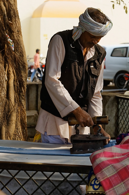 Sur la route d'Orchha-094